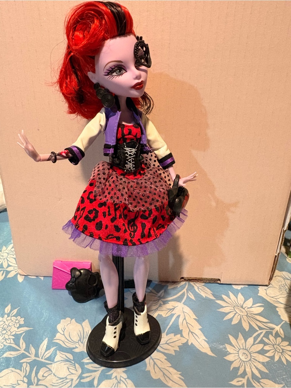 Monster High Picture Day Operetta
Doll - Picture 6 of 12